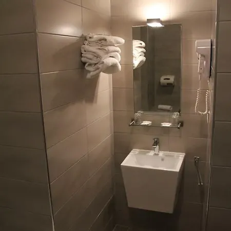 Otel Sampiero Corso Corte (Corsica)