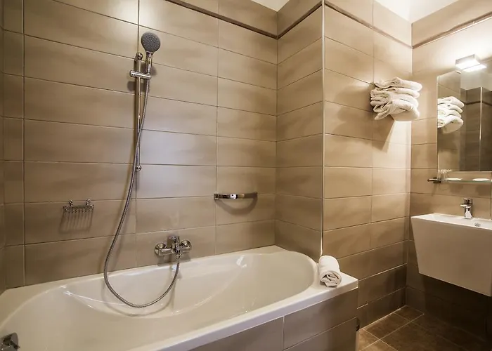 Sampiero Corso 2* Корт